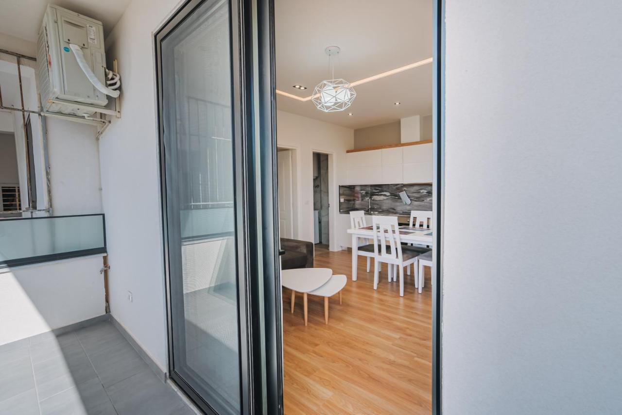 Jd Luxury Apartments Vlorë Esterno foto