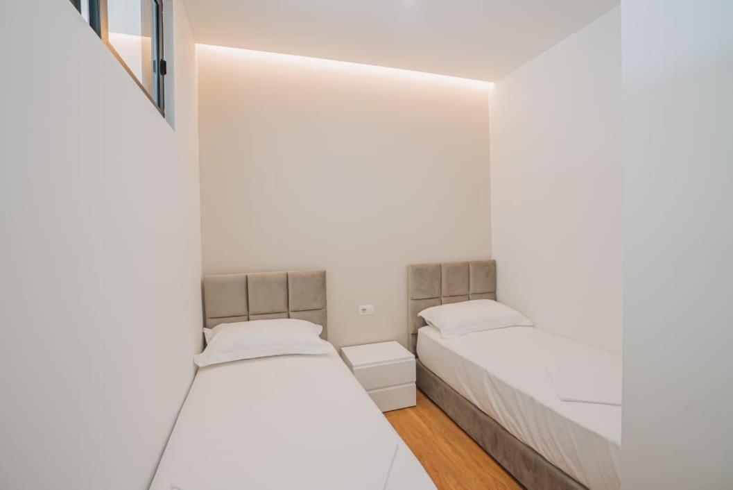 Jd Luxury Apartments Vlorë Esterno foto